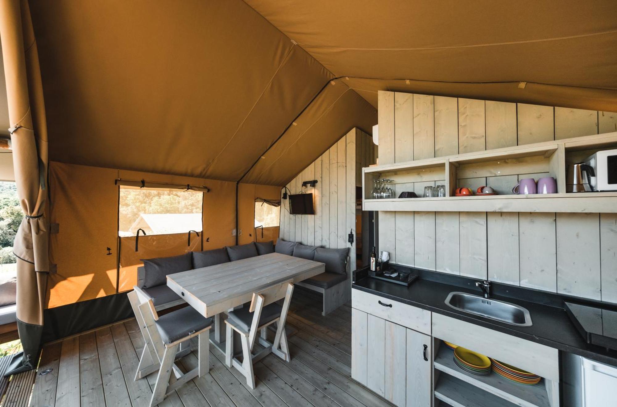 מלון ריפרבלה Glamping Le Tegole מראה חיצוני תמונה